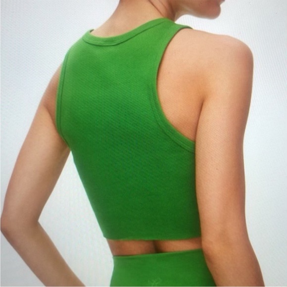 Aritzia TNA Ribbed Cropped Racer Tank - Picture 4 of 5